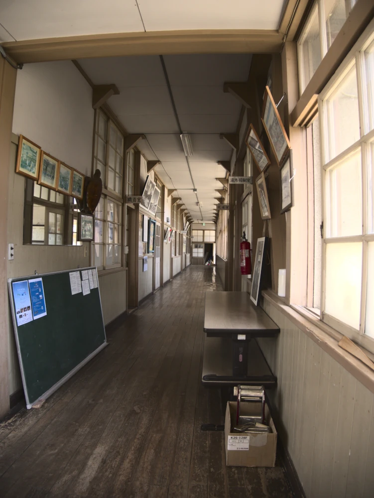 The passageway of the school